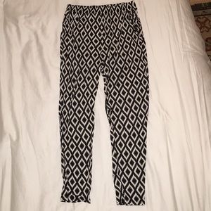 H&M black and white tribal print joggers